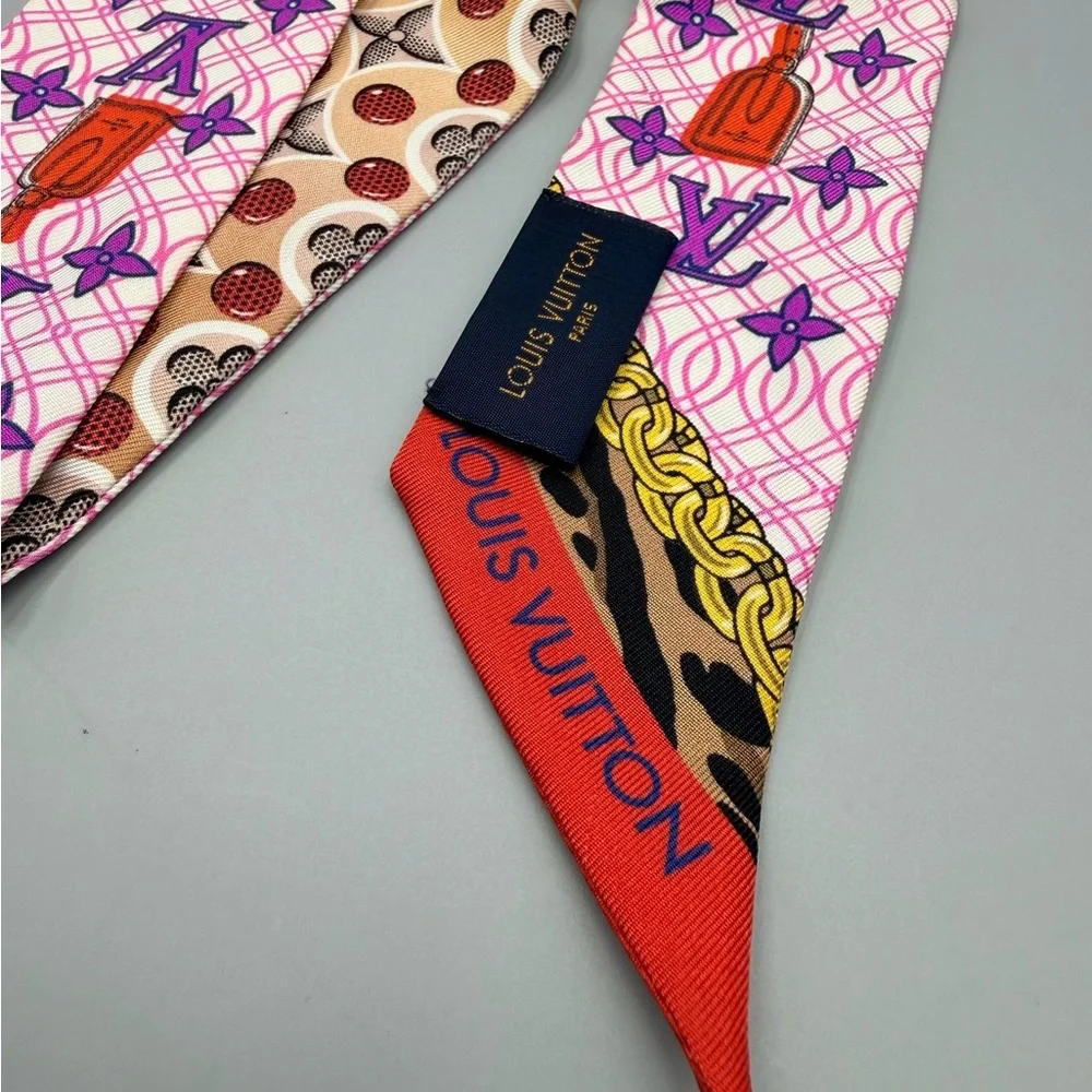 Louis Vuitton Bando BB Bubblegram Silk Multicolor Scarf - Picture 4 of 6